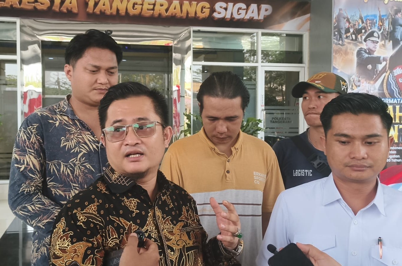 Ayah Dua Balita Terbaring Kritis di ICU, Keluarga Menanti Keadilan di Tengah Dugaan Kekerasan Berat